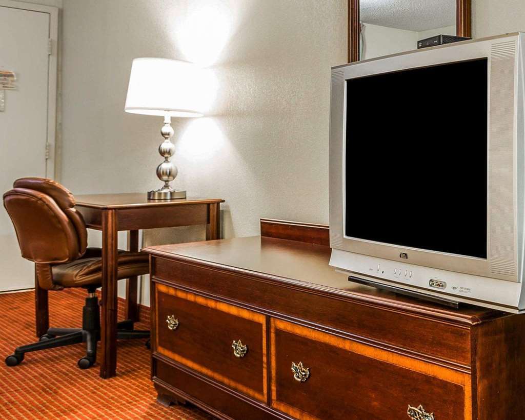 Econo Lodge Inn & Suites Matthews - Charlotte Habitación foto