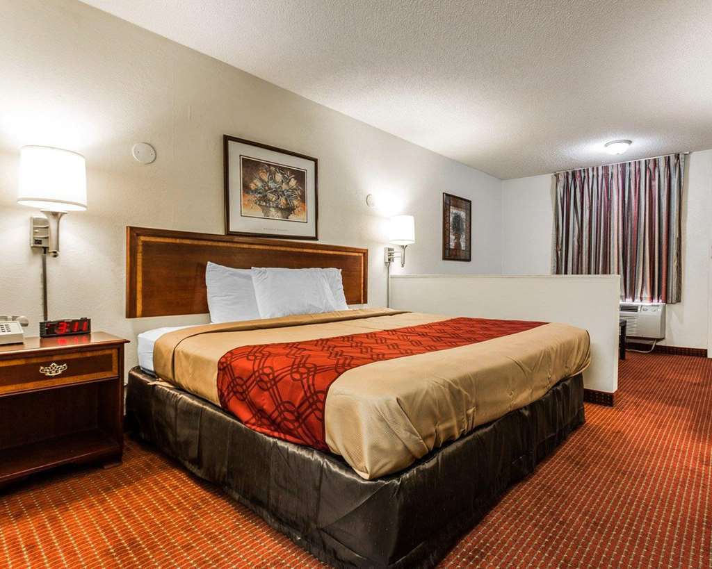 Econo Lodge Inn & Suites Matthews - Charlotte Habitación foto