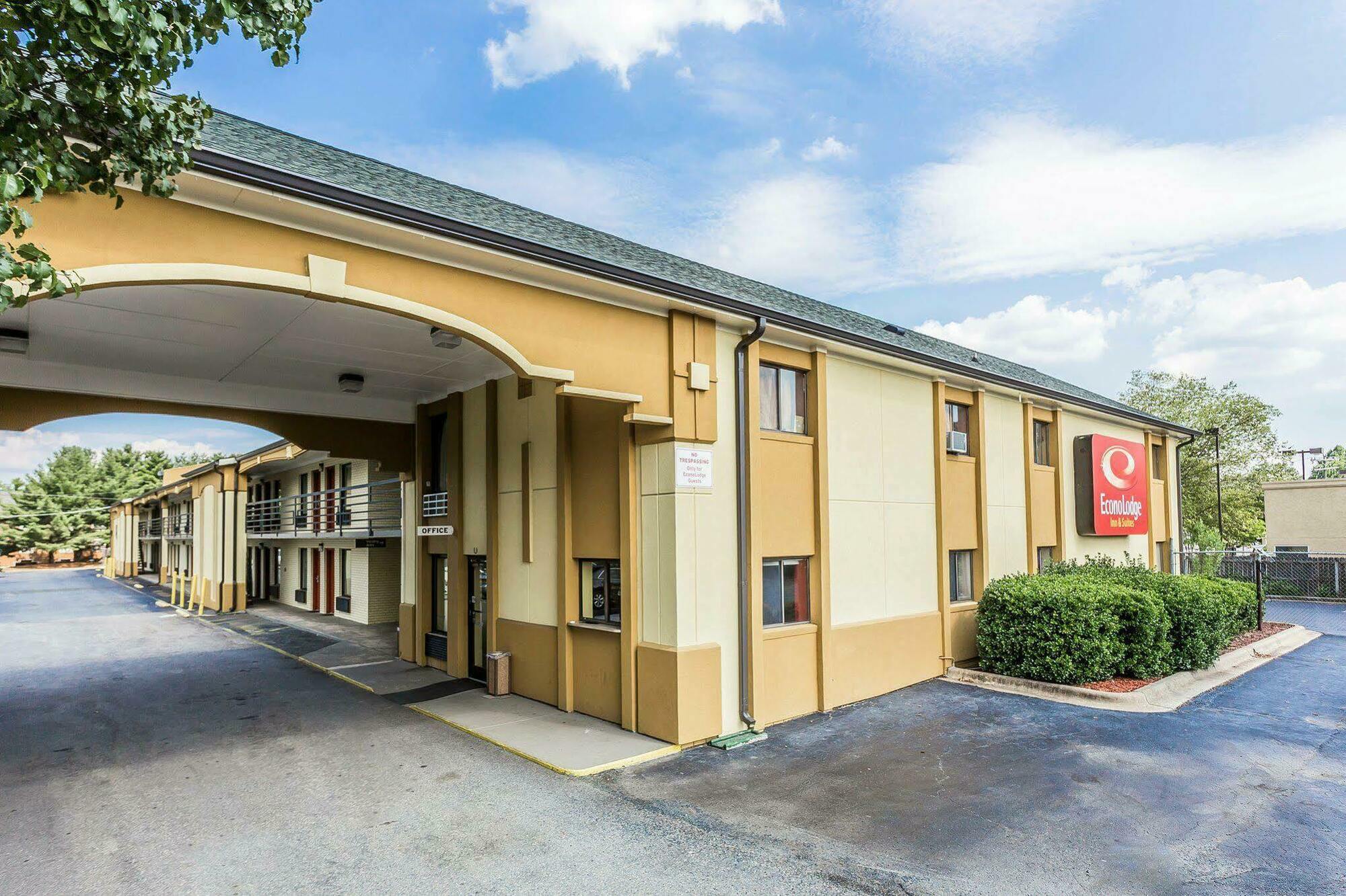 Econo Lodge Inn & Suites Matthews - Charlotte Exterior foto