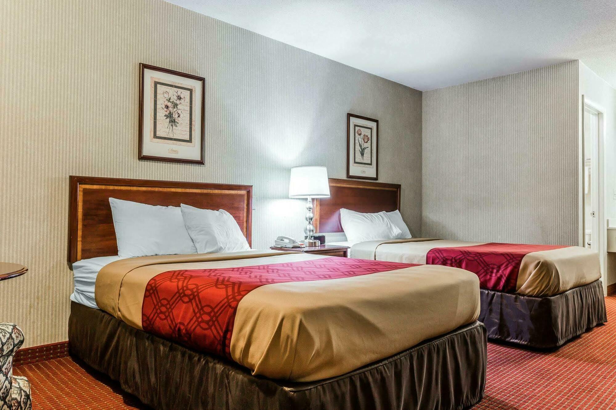 Econo Lodge Inn & Suites Matthews - Charlotte Exterior foto